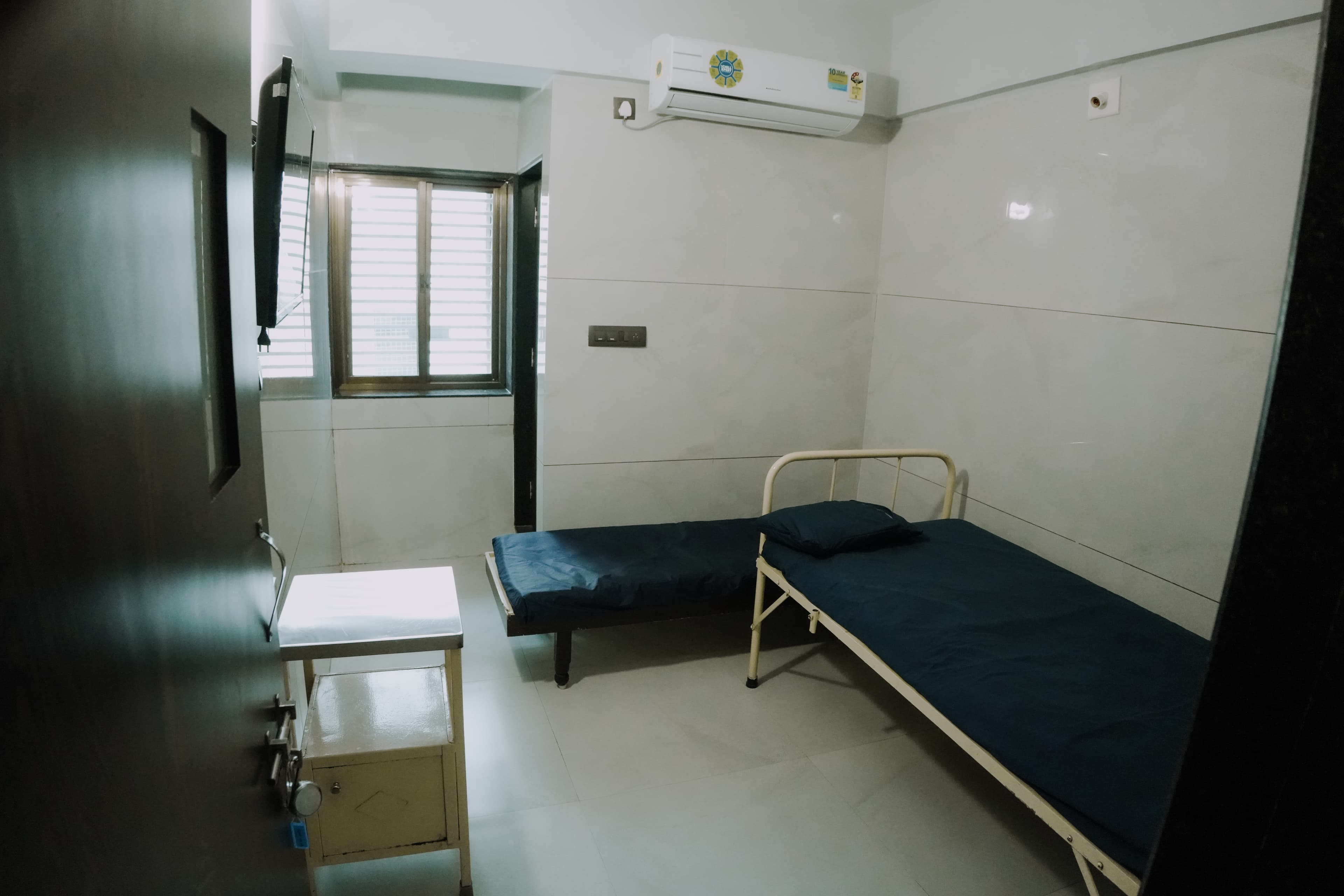 Premium Patient Room